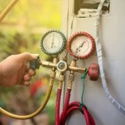 شارژ گاز مبرد کولر گازی چگونه انجام می‌شود؟